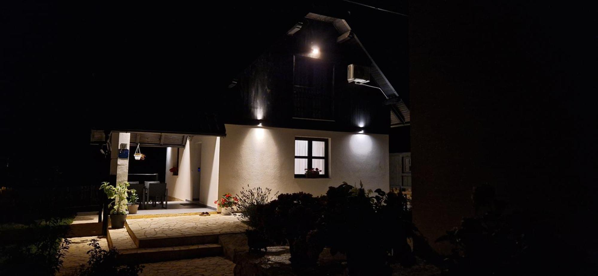 Plitvice Apis Villa Korenica Exterior photo